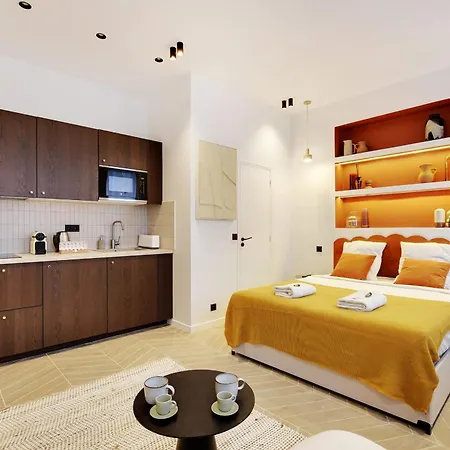 11 - Luxury L010 Lejlighed Paris