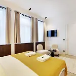11 - Luxury L010 Paříž